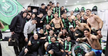 Chicago cortó la mala racha y dejó a Chacarita en descenso imagen-8
