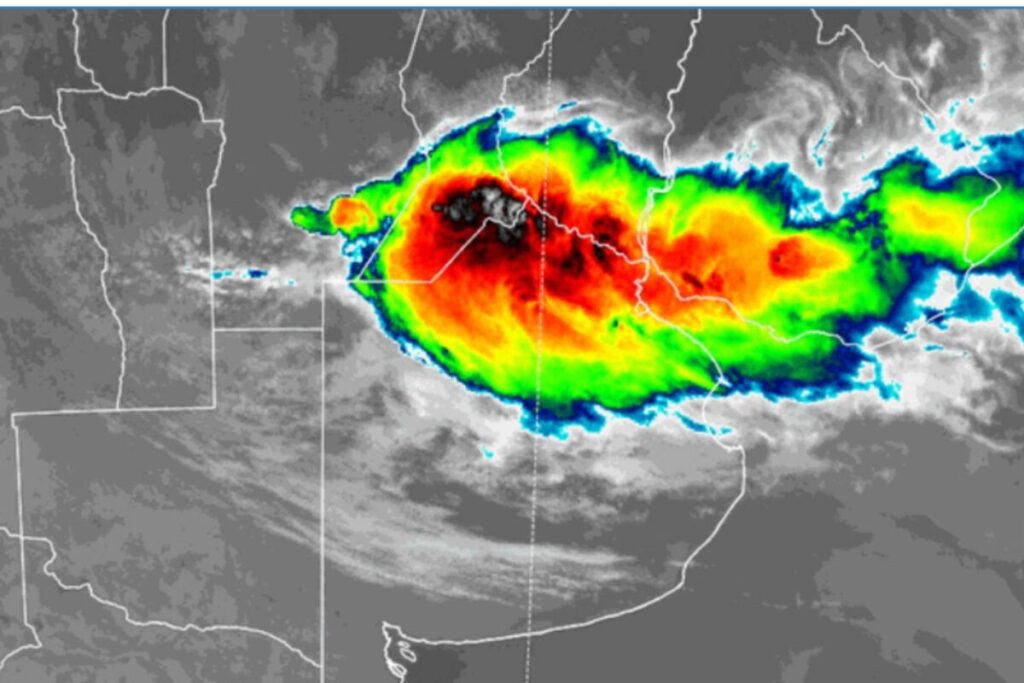 Alerta amarilla en AMBA: hasta qué hora llueve hoy, lunes 8 de junio, según el SMN imagen-5