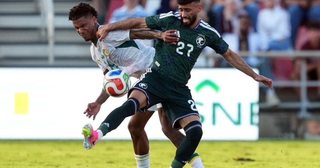 En la previa del Mundial, Senegal y Arabia Saudita igualaron sin goles imagen-36