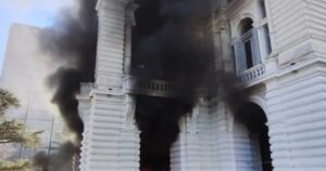 La Municipalidad de La Plata dice que deberá gastar más de 40 millones de pesos para reparar los daños de una protesta de cooperativistas imagen-4