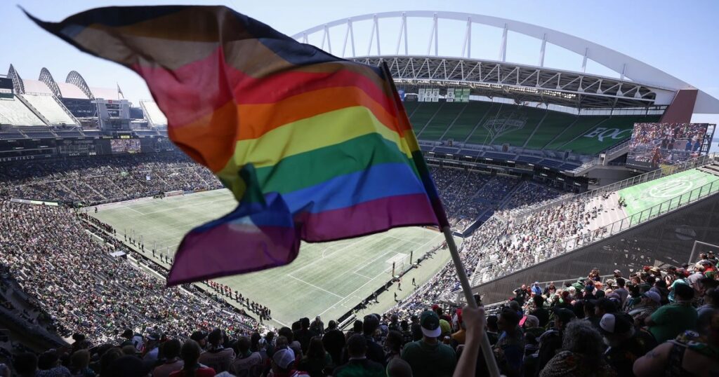 A pesar de la polémica, la FIFA permitirá banderas LGTB en el Egipto-Irán imagen-4