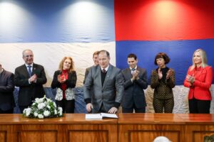 Passalacqua acompañó el juramento de Andrés Poujade como ministro del STJ de Misiones: “Éxitos en esta nueva etapa” imagen-4
