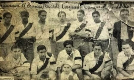 El corazón de Villa Sarita en la Legislatura: Emotivo homenaje a Guaraní Antonio Franco por sus 94 años de historia imagen-6