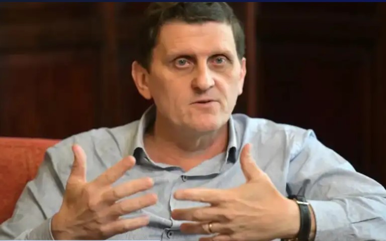 Reordenamiento del Gabinete: Safrán fundamentó el plan de austeridad de Misiones ante una pérdida de $40.000 millones mensuales por la crisis nacional Reordenamiento del Gabinete: Safrán fundamentó el plan de austeridad de Misiones ante una pérdida de $40.000 millones mensuales por la crisis nacional imagen-5