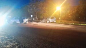 Choque frontal en Alem: cuatro personas terminaron hospitalizadas imagen-2
