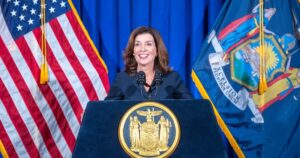 Confirmado en Nueva York: Hochul otorga 40 millones de dólares para inversiones de capacitación en energía nuclear imagen-4