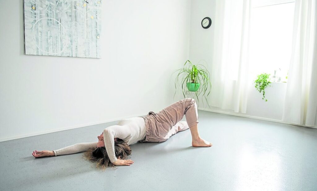 Método Feldenkrais: la técnica para aliviar dolores y tensiones y mejorar la flexibilidad imagen-96