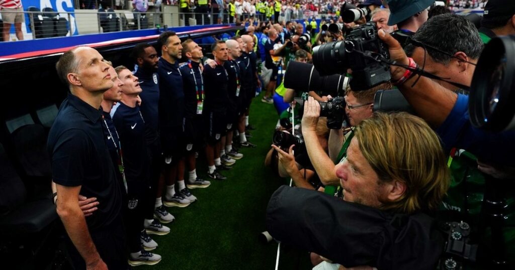 Tuchel pidió a la FIFA revisar la ubicación de los fotógrafos tras su debut mundialista con Inglaterra imagen-41