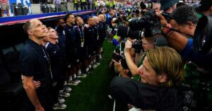 Tuchel pidió a la FIFA revisar la ubicación de los fotógrafos tras su debut mundialista con Inglaterra imagen-2