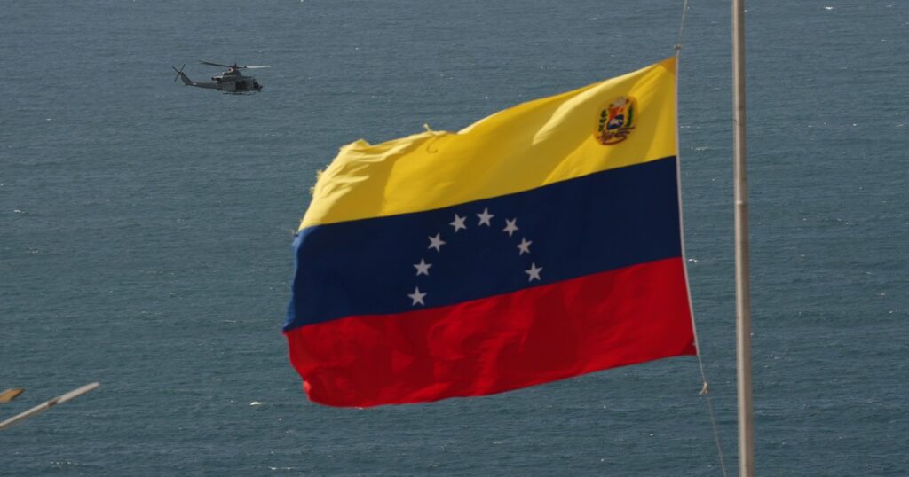 Venezuela: fueron deportados desde Miami horas antes de los terremotos, luego el hotel donde se alojaban colapsó imagen-98