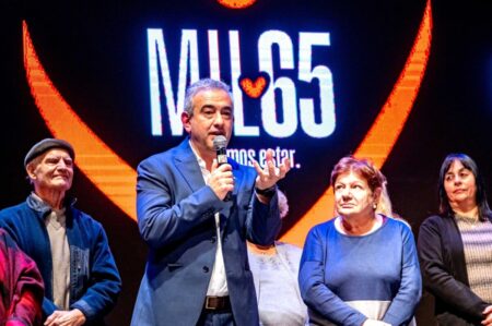 La municipalidad de Rosario presentó un programa para contener a niños de hasta tres años y adultos mayores imagen-16