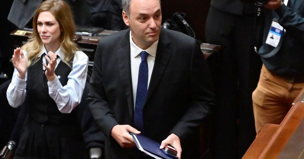 Villarruel le exige a Adorni que vaya este mes al Senado y la oposición pidió una sesión en Diputados para avanzar con su interpelación imagen-5