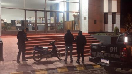 Lo buscaban como desaparecido, apareció sano y terminó demorado por no querer devolver una moto imagen-7