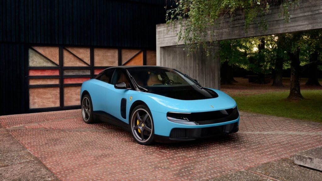 Ferrari no sabe qué hacer para vender su nuevo modelo eléctrico imagen-98
