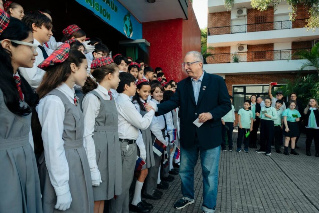 Passalacqua resaltó el compromiso de los estudiantes para “adoptar conductas y hábitos amigables con el ambiente” imagen-5
