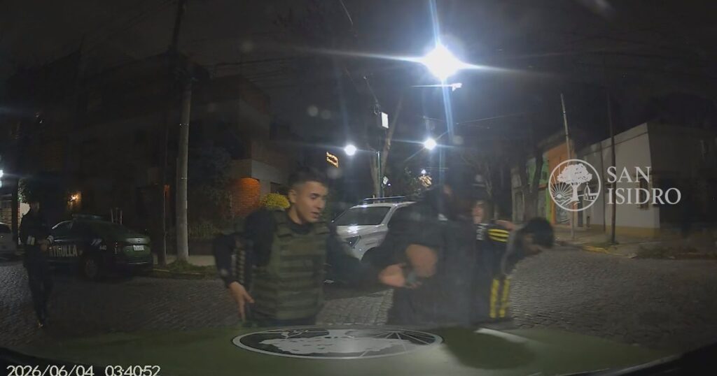 Detuvieron a un prófugo en el primer operativo con armas no letales de San Isidro imagen-97