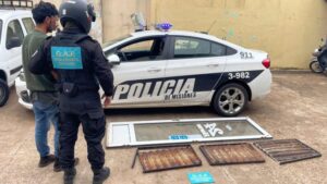 Se llevó hasta la ventana: lo atraparon con el botín minutos después del robo imagen-1
