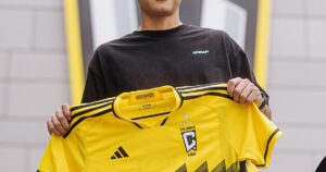 River cerró la venta de Andrés Herrera, uno de los 14 jugadores que no están en los planes de Coudet River cerró la venta de Andrés Herrera, uno de los 14 jugadores que no están en los planes de Coudet imagen-3
