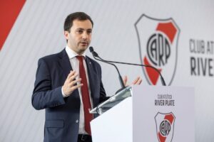 Se viene la limpieza en River: “Se van a ir 15 jugadores, ya lo decidimos”, dijo Stefano Di Carlo imagen-3