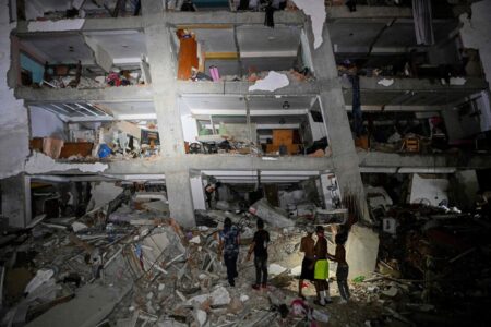 Qué pasó en Venezuela tras dos terremotos consecutivos: horas dramáticas, cientos de muertos y miles de desaparecidos imagen-10