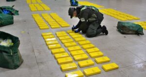 Narcotráfico en Tucumán: secuestran 470 kilos de cocaína en una camioneta: cómo disimulaban la carga imagen-4