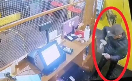 Banda de narco-asaltantes fueron capturados armados en un búnker con más de 240 dosis de cocaína y marihuana imagen-115