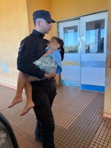 Oberá: corrió a pedir ayuda por su hijo y los policías actuaron de inmediato imagen-4