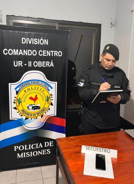 La policía recuperó un celular robado a una adolescente en Oberá imagen-120