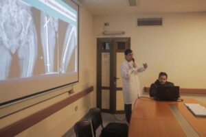 Un caso único en Misiones: el Hospital Madariaga trató una fractura de cadera vinculada a una rarísima enfermedad genética imagen-1