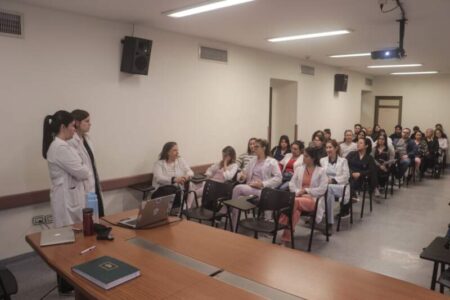 Un embarazo durante un tratamiento de hemodiálisis abrió un desafío clínico sin precedentes en el Hospital Madariaga imagen-13