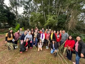 En el Jardín Botánico de Montecarlo se llevó adelante una hermosa jornada de encuentro, recreación y disfrute de la naturaleza junto a sus adultos mayores imagen-8