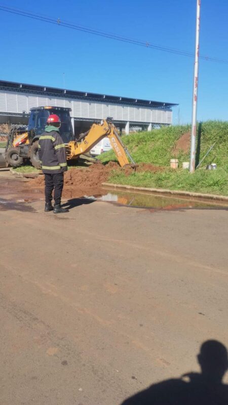 Por una fuga de gas en Itaembé Guazú los bomberos activaron el protocolo preventivo y dos escuelas evacuaron a sus alumnos imagen-6
