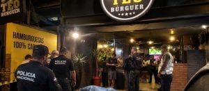 Paraguayo murió tras atragantarse con un trozo de carne mientras miraba un partido en un restaurante imagen-6