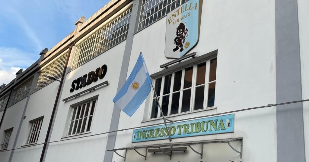 Un club italiano jugará con una camiseta en homenaje a los campeones del 86 imagen-39