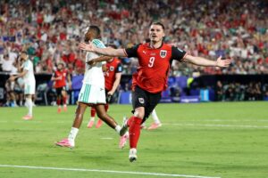 Argelia había dado vuelta el resultado y metía a Irán por la ventana, pero un gol de Austria en el final cambió todo imagen-2