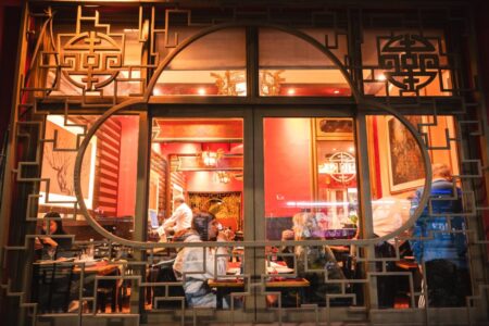 Los creadores del “tenedor libre”: eran japoneses, pero popularizaron la comida china con un restaurante icónico de Belgrano imagen-13