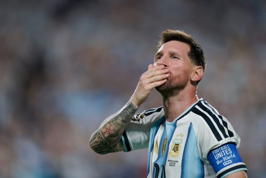 Qué se sabe del llanto de Messi: el capitán argentino habló de problemas personales en la semana previa al Mundial Qué se sabe del llanto de Messi: el capitán argentino habló de problemas personales en la semana previa al Mundial imagen-4