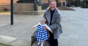 Conmoción en Sydney: una mujer perdió un brazo tras un feroz ataque de tiburón en una playa imagen-4