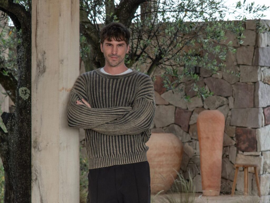 Es argentino y creó algo que parecía imposible: ladrillos con arena del desierto con los que factura millones de dólares imagen-4