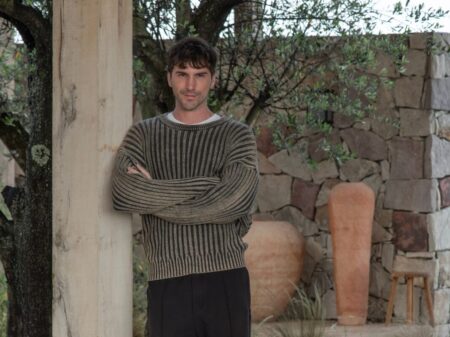 Es argentino y creó algo que parecía imposible: ladrillos con arena del desierto con los que factura millones de dólares imagen-7