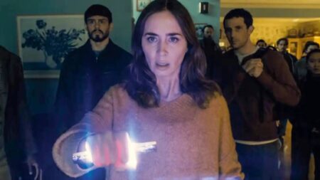 La escena de cuatro minutos de ‘El día de la revelación’ para la que Emily Blunt se negó a usar inteligencia artificial: «Me aterra un poco» La escena de cuatro minutos de 'El día de la revelación' para la que Emily Blunt se negó a usar inteligencia artificial: "Me aterra un poco" imagen-106
