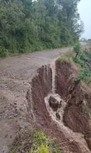 Las lluvias dejaron anegamientos urbanos y complicaciones en caminos rurales imagen-8