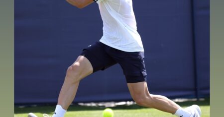 Juan Manuel Cerúndolo cayó en cuartos de Eastbourne ante la revelación del torneo imagen-16
