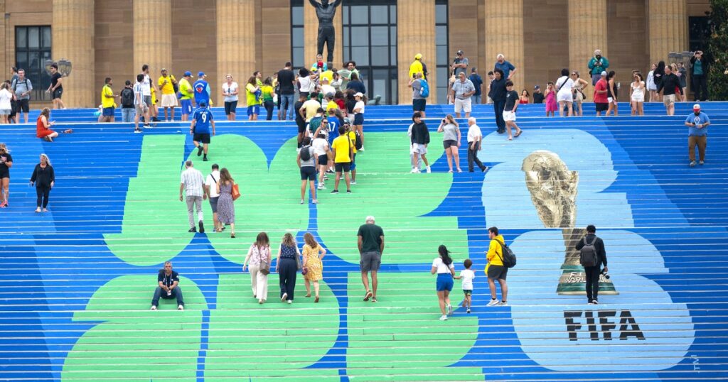 El plan de la hinchada de Brasil para mufar a la Argentina en una estatua de Rocky Balboa imagen-5