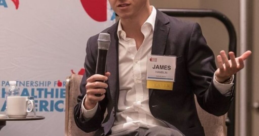 James Hamblin, médico, estuvo cinco años sin ducharse: "Con el tiempo, tu cuerpo se acostumbra cada vez más para que no huela tan mal si no usas desodorante y jabón" imagen-96