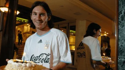 ¡Feliz cumple, capitán! De los 18 a los 39, todos los festejos de Messi en la Selección – TyC Sports ¡Feliz cumple, capitán! De los 18 a los 39, todos los festejos de Messi en la Selección - TyC Sports imagen-5
