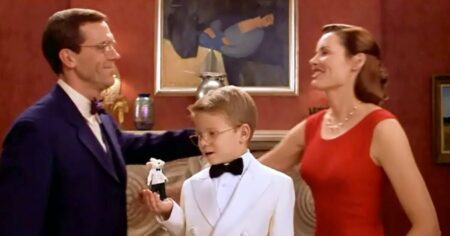 Se creía que esta obra maestra estaba desaparecida desde hace 80 años: una película familiar la colocó de fondo como si nada en una escena imagen-7