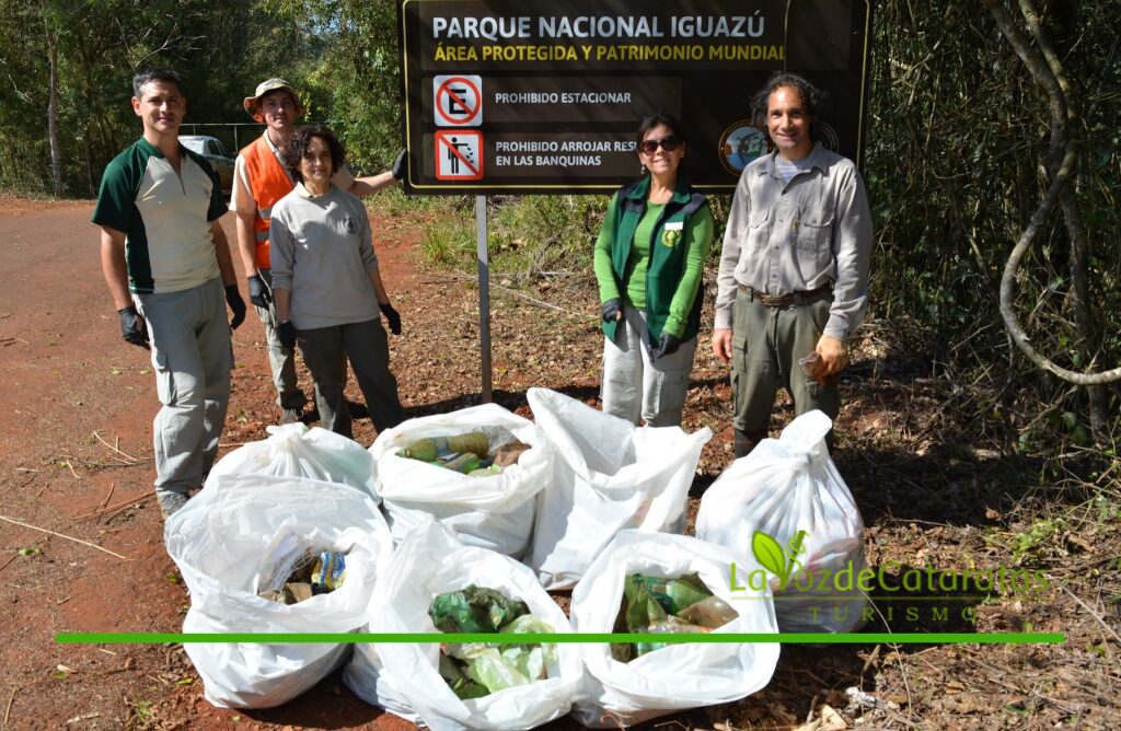 Día del Medio Ambiente: instituciones y empresas se unen para cuidar el entorno del Parque Nacional Día del Medio Ambiente: instituciones y empresas se unen para cuidar el entorno del Parque Nacional imagen-69