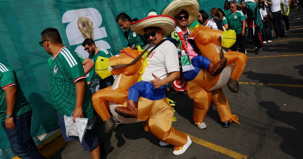 El Azteca ya juega su Mundial: color, familias y una fe ciega en México antes de inaugurar con Sudáfrica imagen-41