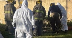 Descubren el cuerpo de una mujer enterrado en el fondo de su casa luego de que su hijo confesara que la asesinó imagen-2